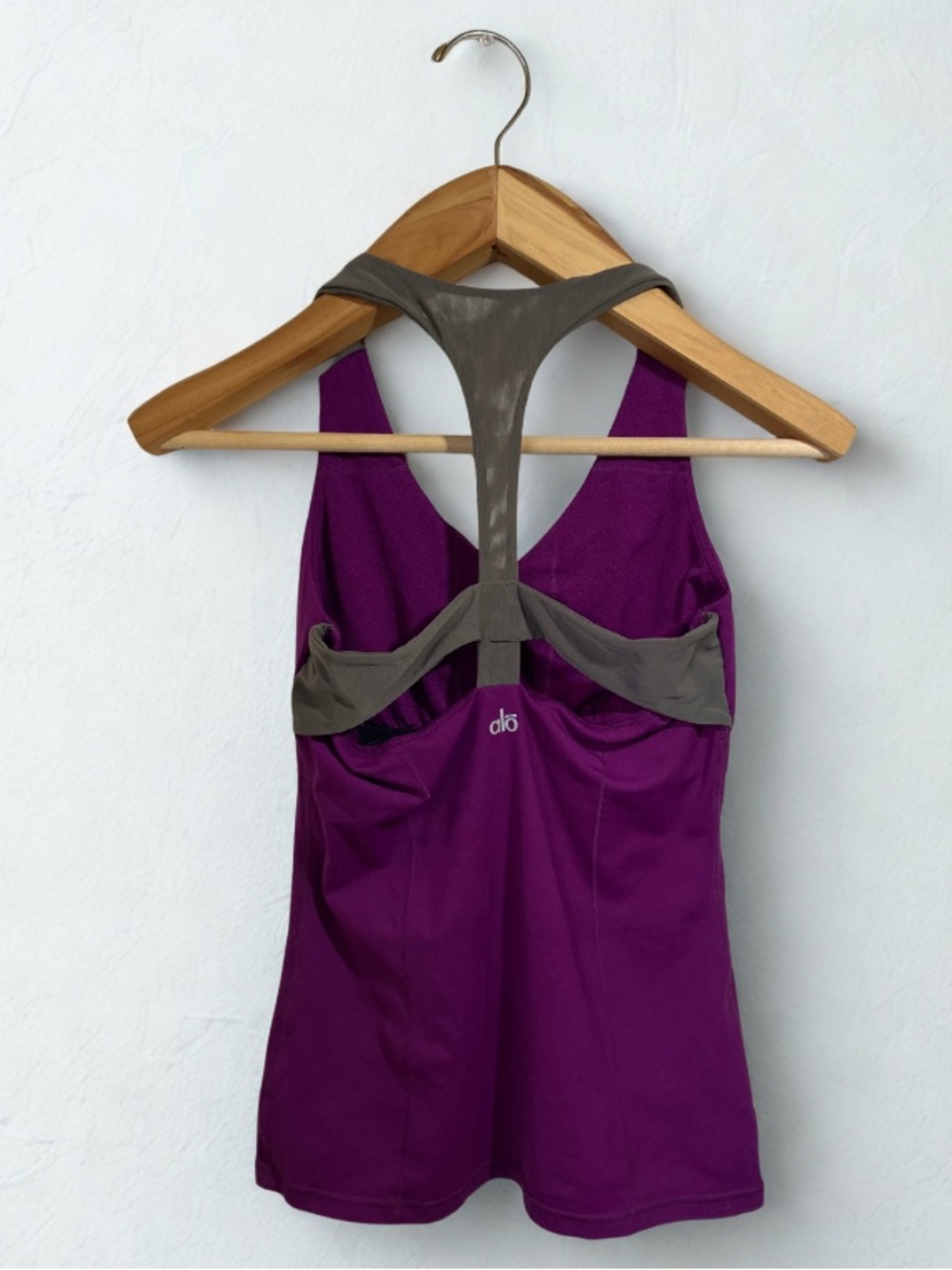 ALO Yoga Racerback Cut Out Tank in Plum Purple and Grey Size Small - Picture 2 of 8